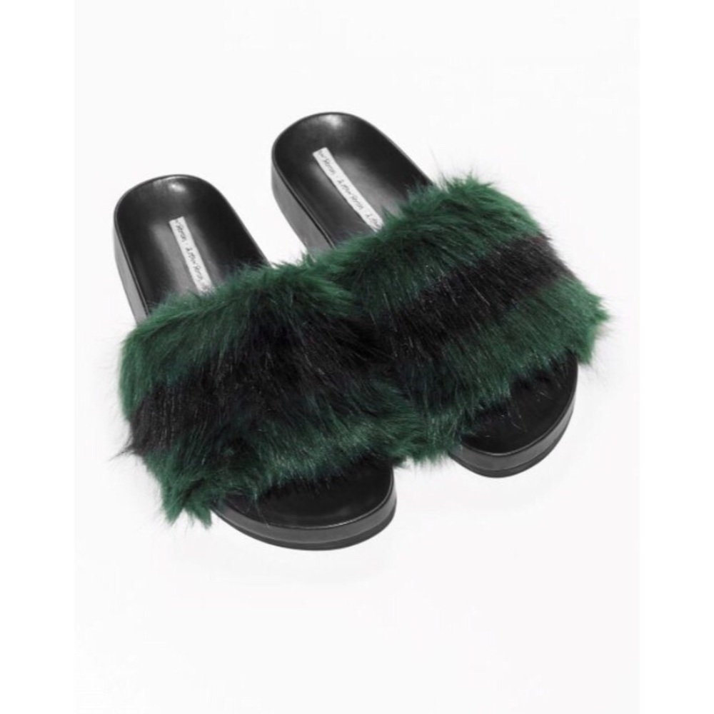 & Other Stories Faux Fur Slippers size 9.5